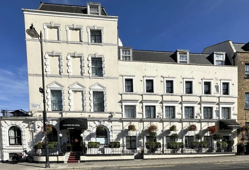Exploring the City King Cross Inn Hotel London (1)